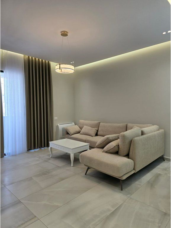 Apartament 2+1 Me Qira në Vasil Shanto!