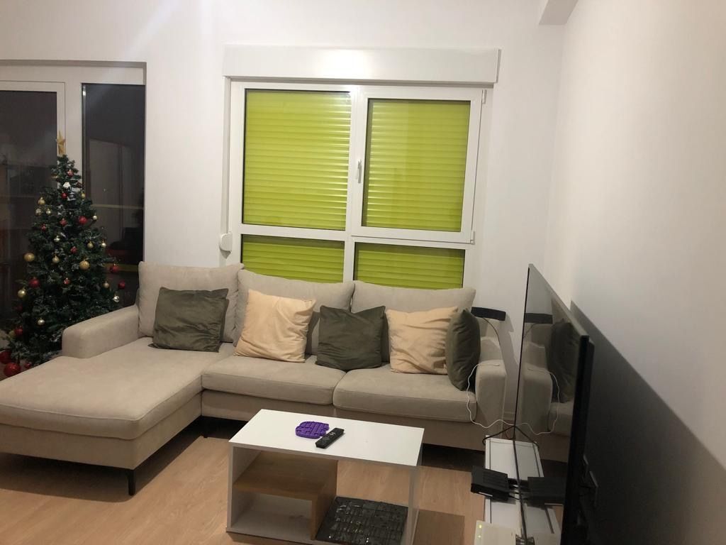 Jepet me qira apartament 1+1 në Ali Dem!