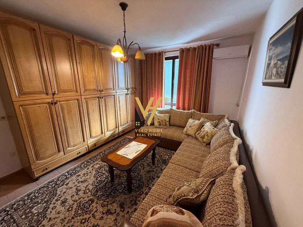 JEPET APARTAMENT 2+1+BLK ME QIRA TE 21 DHJETORI 50.000 LEKE