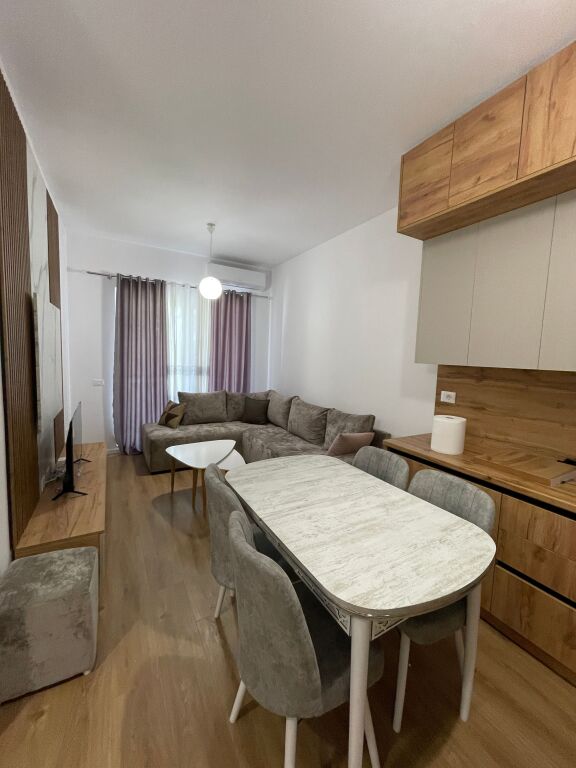 Apartament 1+1 me qira