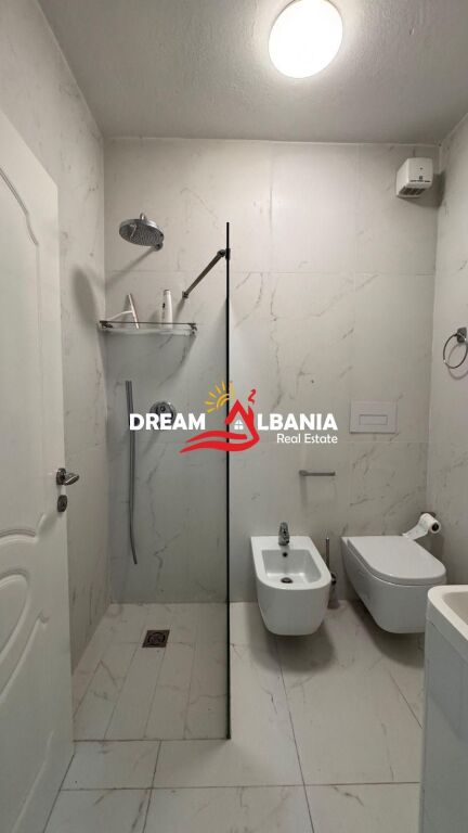 2+1 Apartment for Sale in Pazari i Ri, Tirana