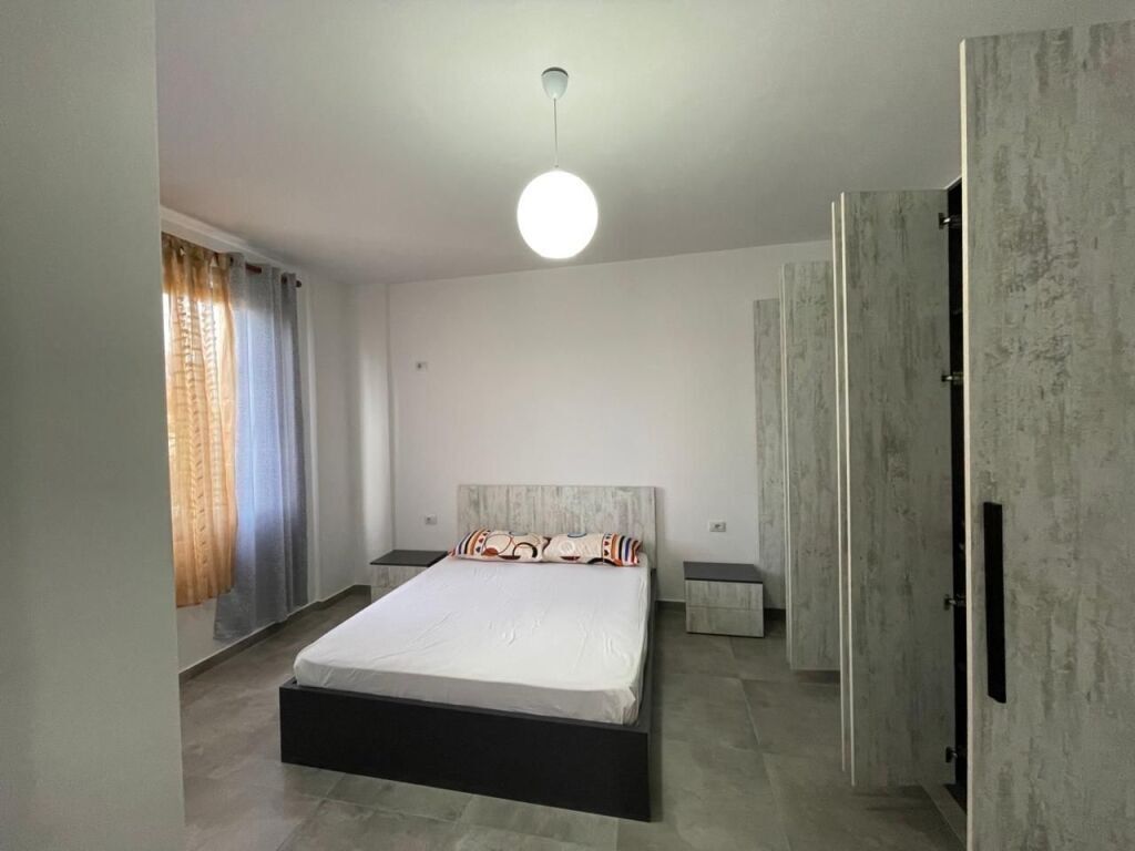 Apartament 1+1 tek Shkolla e Policise ne Sauk