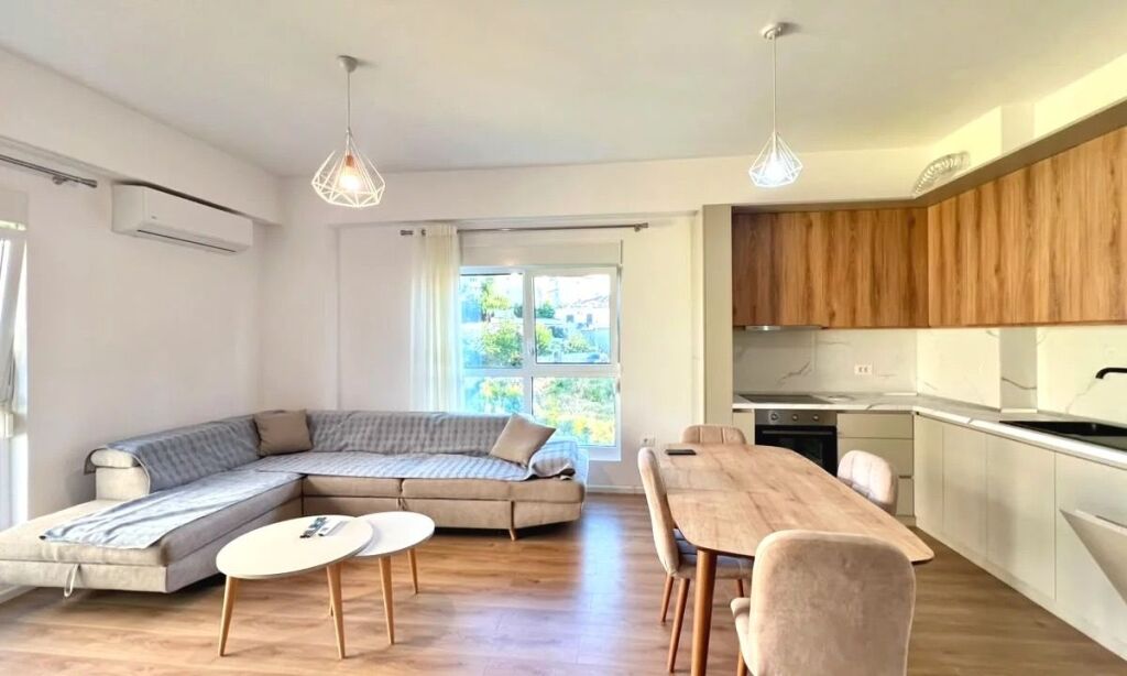 Apartament 2+1 me qira