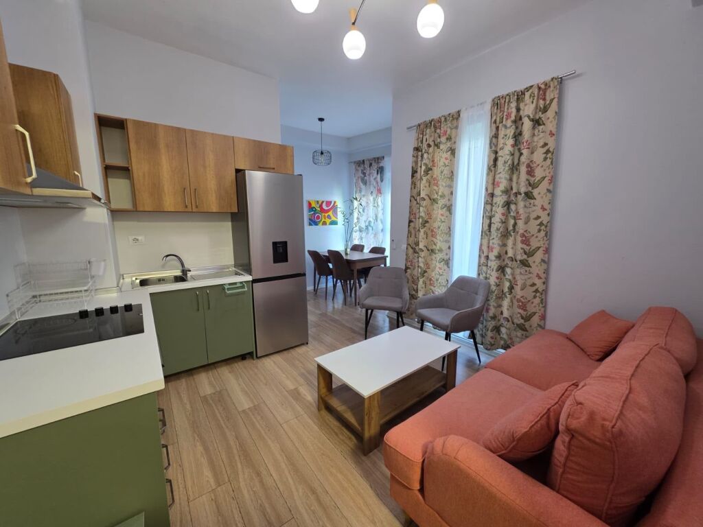 Apartament 1+1 me qira