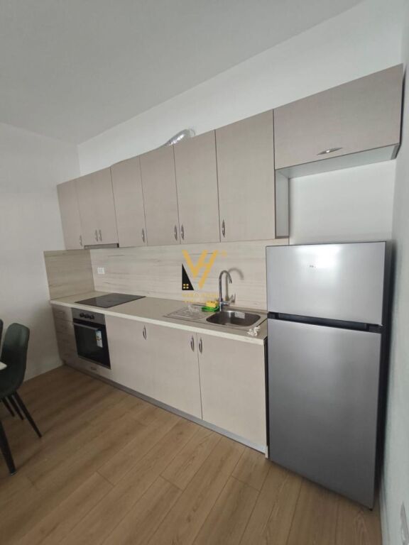 JEPET APARTAMENT 1+1+BLK ME QIRA TEK UNIVERS CITY 40.000 LEKE