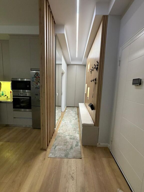 Apartament 2+1 per qera Amerikan 2 Perballe me qsut !