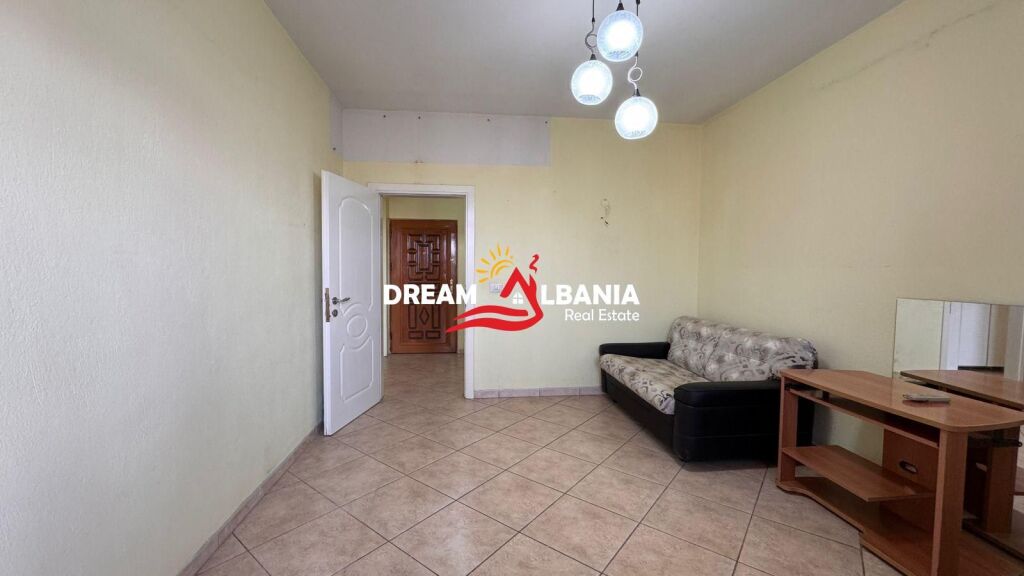 2+1 Apartment for Sale in Pazari i Ri, Tirana