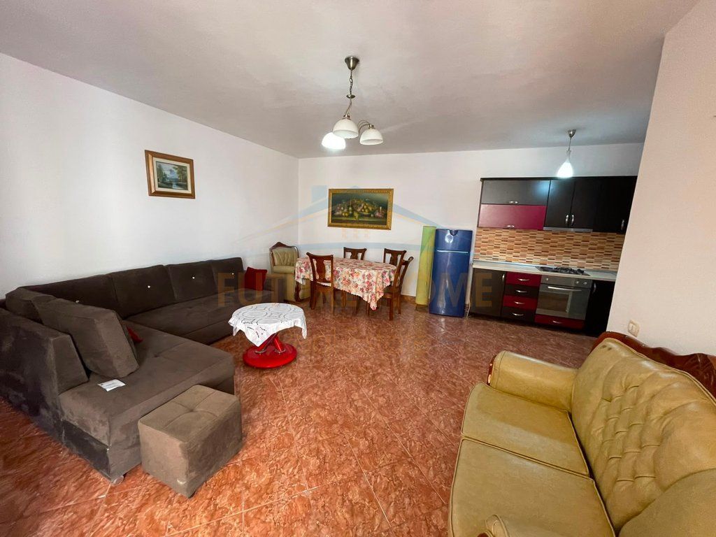 Affitto, Appartamento 2+1, Spiaggia Ferrovia, Durres