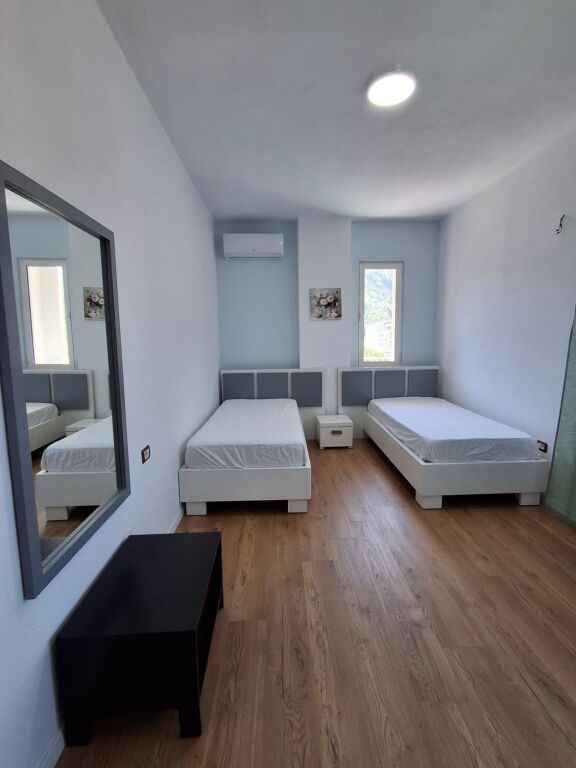 📍🏡APARTAMENT 2+1 ME QIRA NË VLORË – SALVADORE