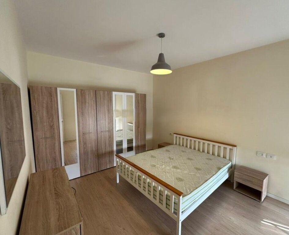 JEPET ME QIRA APARTAMENT 2 + 1 PRANE MATERNITETIT TE RI !