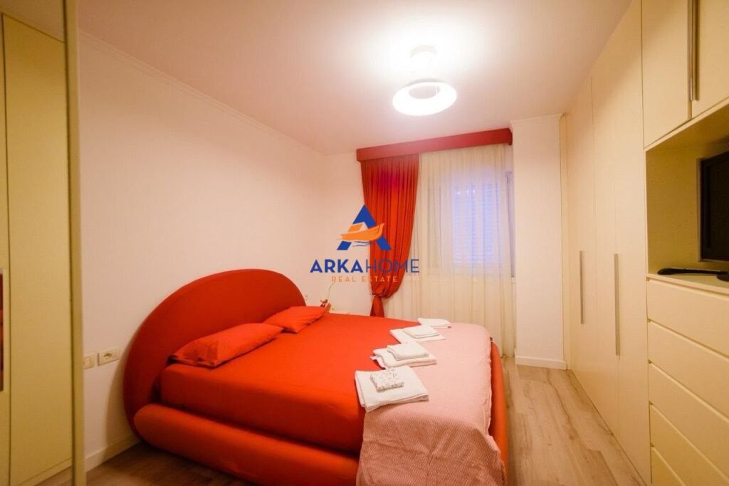 FOR RENT MODERN APARTMENT 2+1+2 BALCONIES "VLLAZËN HUTA STREET, NEAR THE MINISTRY OF FOREIGN AFFAIRS" 900 EURO