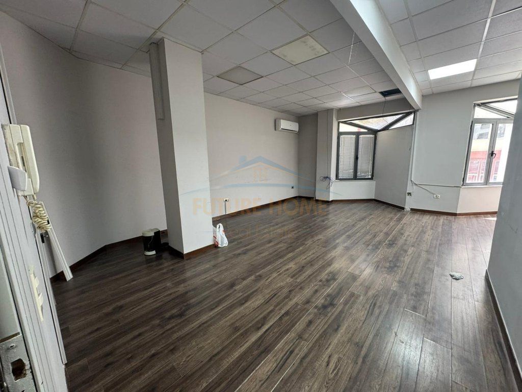 BUSINESS PREMISES FOR RENT, ZOGU BOULEVARD 1, TIRANA