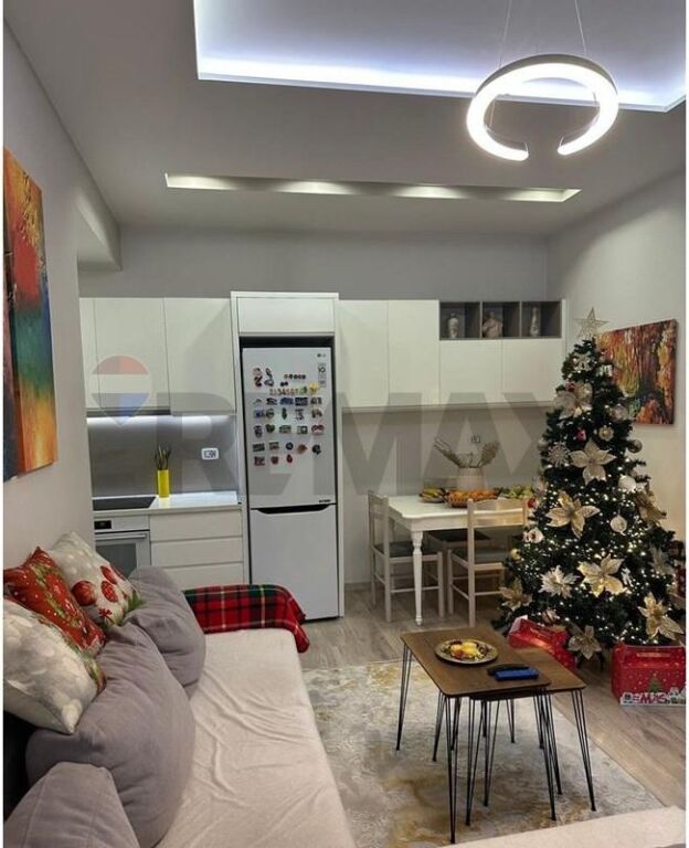 Jepet me Qira Apartament 2+1+2