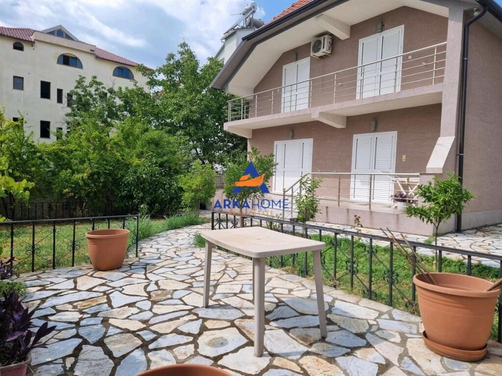 VILLA FOR RENT 2 FLOORS "ALI DEM" 1500 EURO