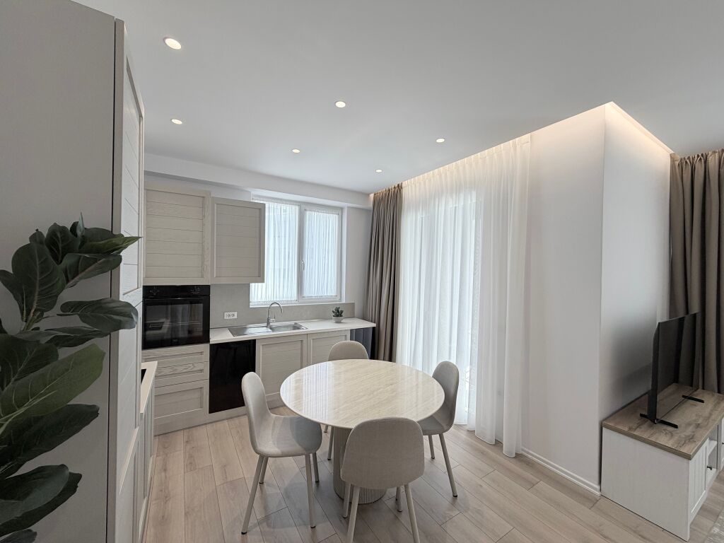 🏡 JEPET ME QIRA APARTAMENT 1+1 + POST PARKIMI – KOMUNA E PARISIT .  💰 Çmimi: 105,000 Lekë/Muaj  