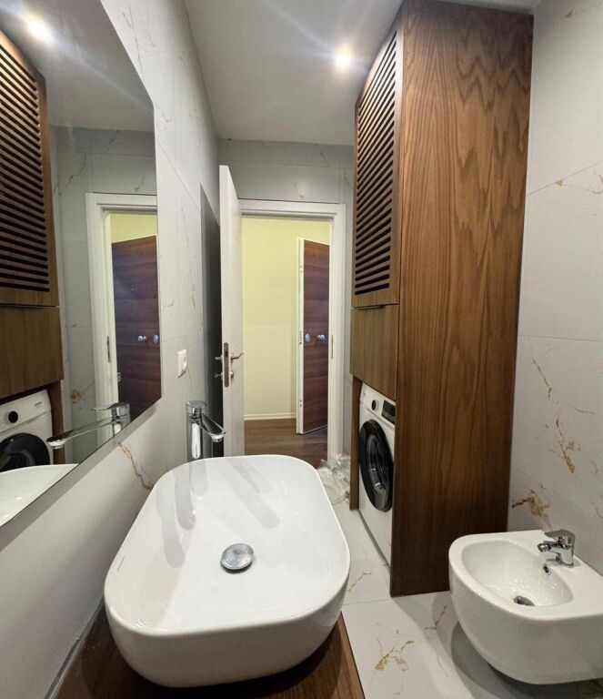 📌Jepet me Qira Apartament 2+1 + 🅿️ – Xhamllik