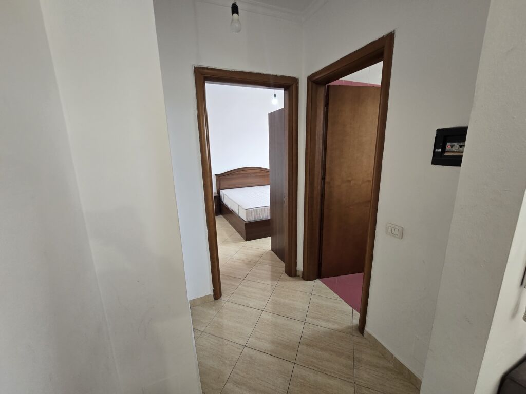 Apartament 1+1+ Ballkon Me Qira Ne Astir