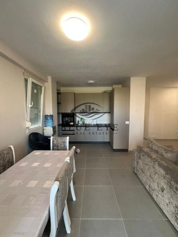 Shtëpi private kati 1 ,me Qira prane univesiteti, Durrës
