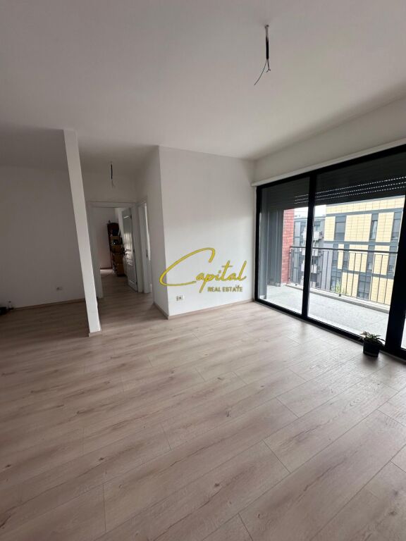 AMBIENT BIZNESI ME QIRA 90 M2 ISH STACIONI TRENIT 77.000 LEKE