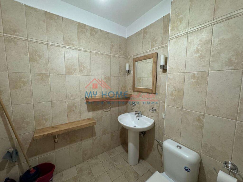 Apartment 1+1 for rent at 21 Dhjetori in Tirana