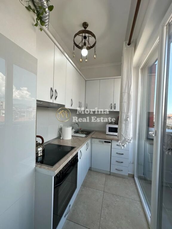 Rent | Apartament 1 + 1 | QENDER — Rruga Mine Peza | 750 €/month