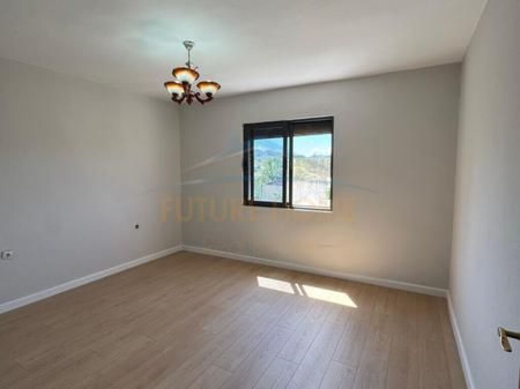 For sale, Apartment 1+1, Ali Demi, Tirane