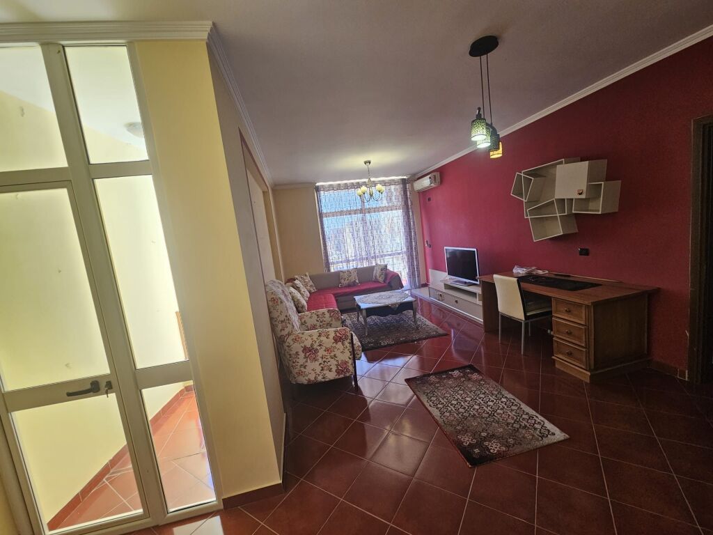 Apartament 2+1+2 me Qira në Astir!
