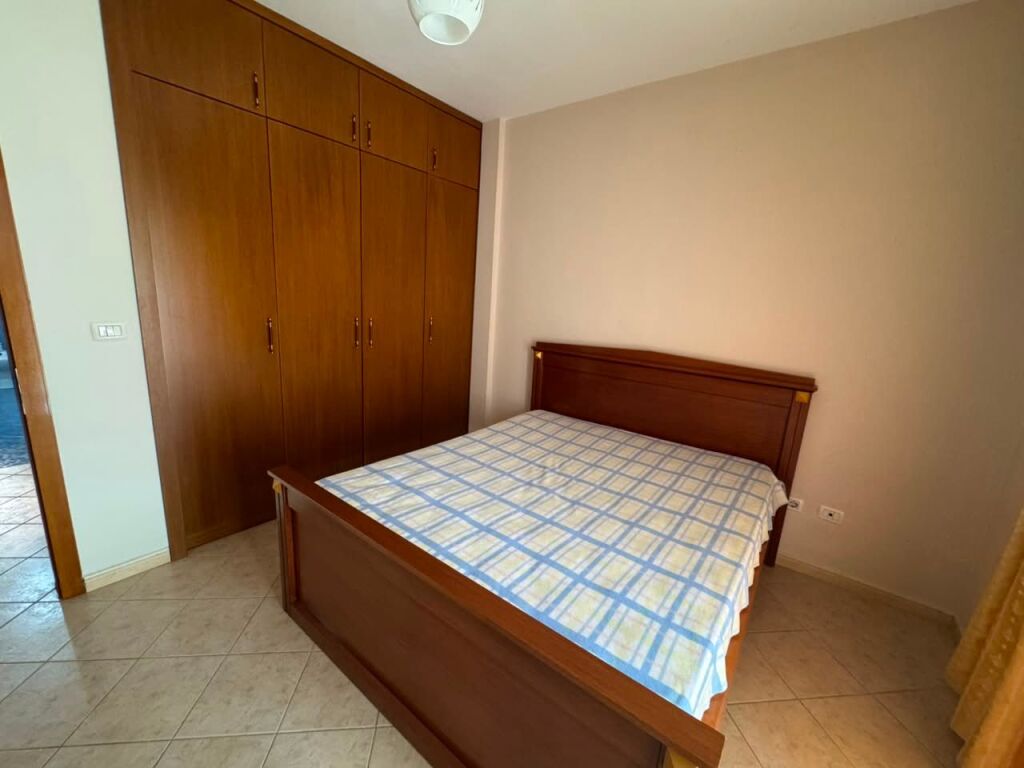 For rent in Astir
