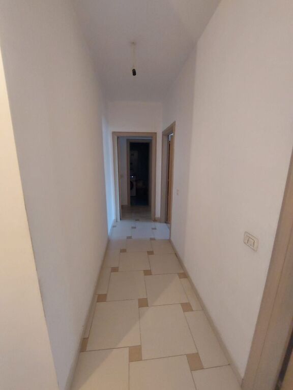 Apartament 2+1+2 me qira – Yzberisht !