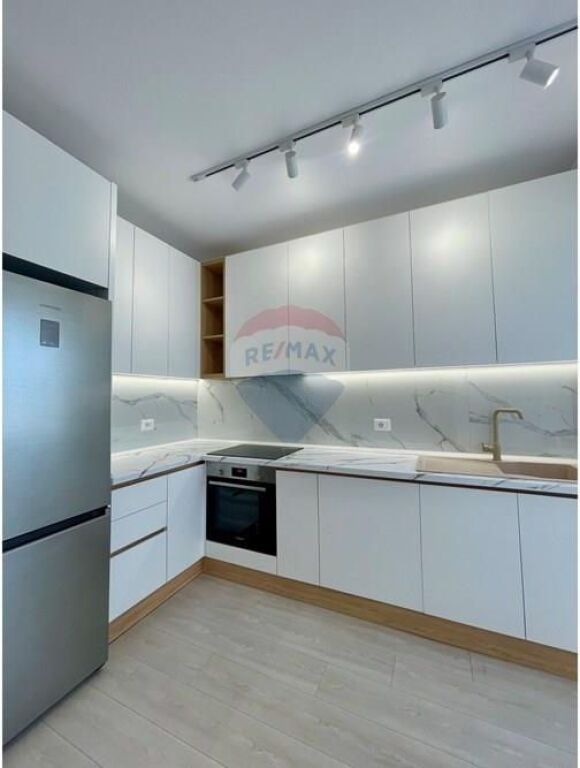 Apartament - Për Qira - Rruga Sami Frashëri, Tiranë
