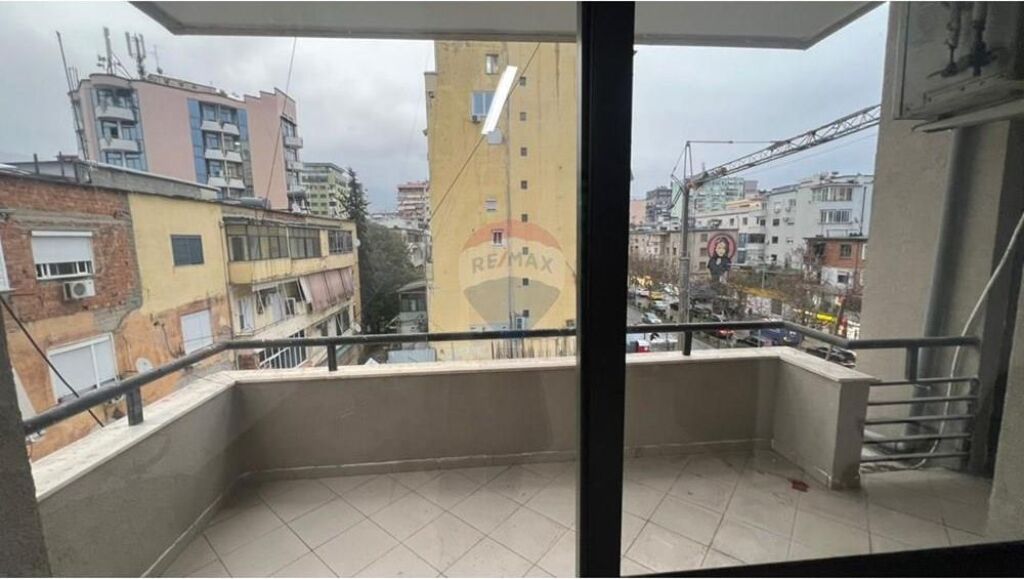 Apartament 2+1+2 per qira Sheshi Willson