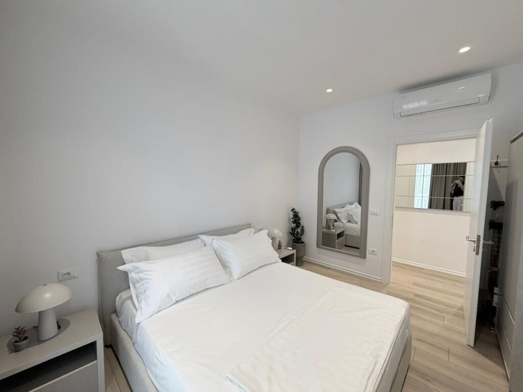 🏡 JEPET ME QIRA APARTAMENT 1+1 + POST PARKIMI – KOMUNA E PARISIT