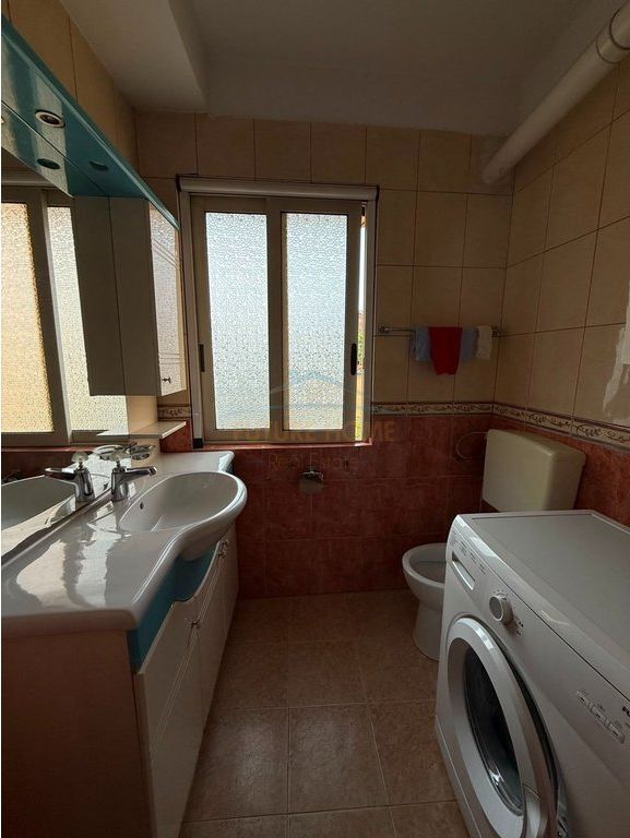 Qera, Apartament 2+1, Bulevardi Zhan D'Ark,Tiranë