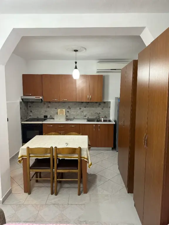Qera | Garsoniere | Komuna e Parisit | 450 €/muaj