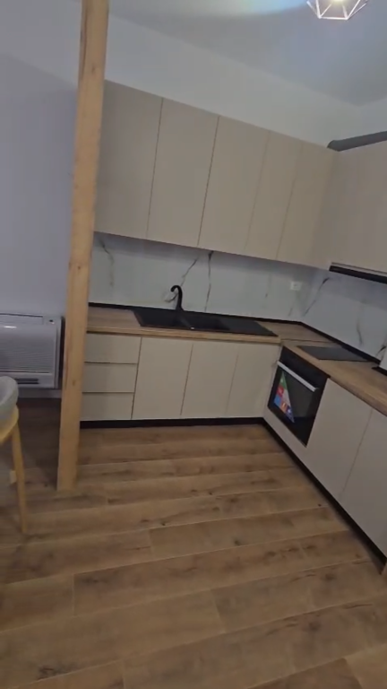 Apartament 1+1 per qera Univers City !
