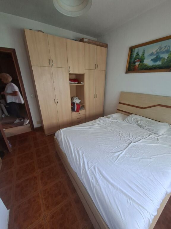 APARTAMENT 2+1 ME QIRA ISH EKSPOZITA 250 EURO