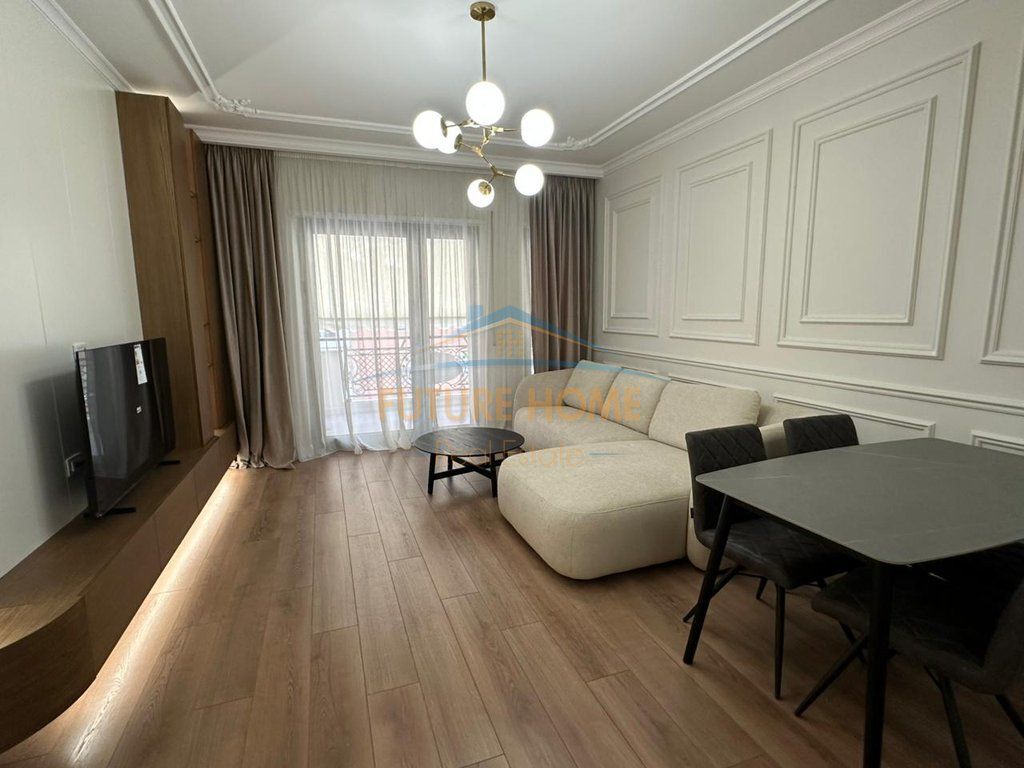 Apartament, Qira, Kompleksi Delijorgji.