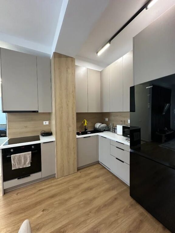 Apartament 2+1 me qera ne Ali Dem