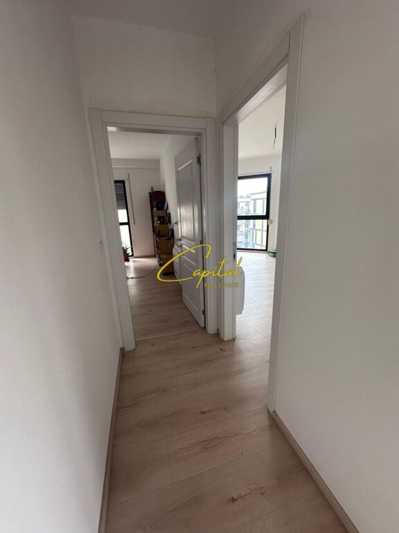AMBIENT BIZNESI ME QIRA 90 M2 ISH STACIONI TRENIT 77.000 LEKE