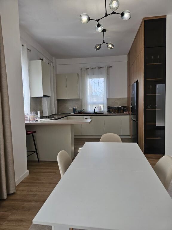🏡 Villa Moderna in Affitto – Residenza “Vila Lule”, TEG