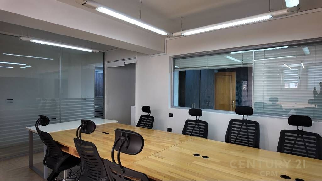 Ufficio Prestigioso in Vendita a Blocco – Ideale per Business o Investimento