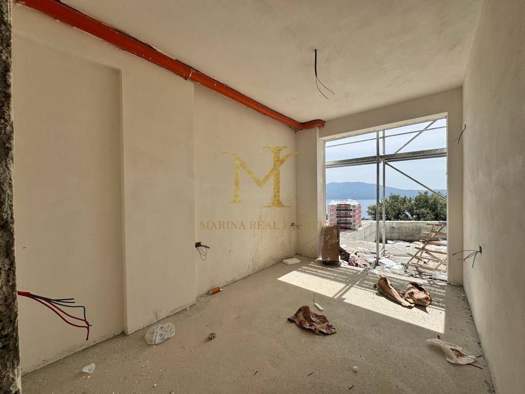 Appartamento 1+1 in vendita con piscina e vista mare. Nuovo edificio 2026. Vlora, Radhim