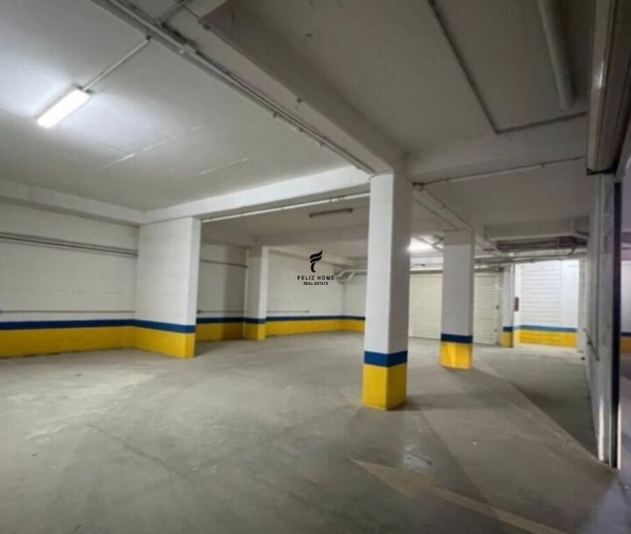 MAGAZZINI IN AFFITTO 200 M2 ASTIR 110.000 LEKE FH-79601