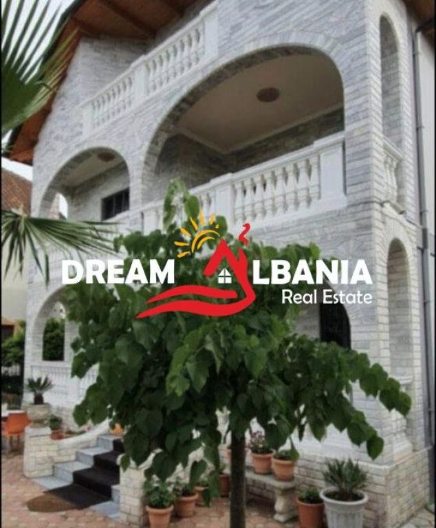 3-storey villa for sale on the Tirana-Durres highway near Casa Italia (ID 4151065).