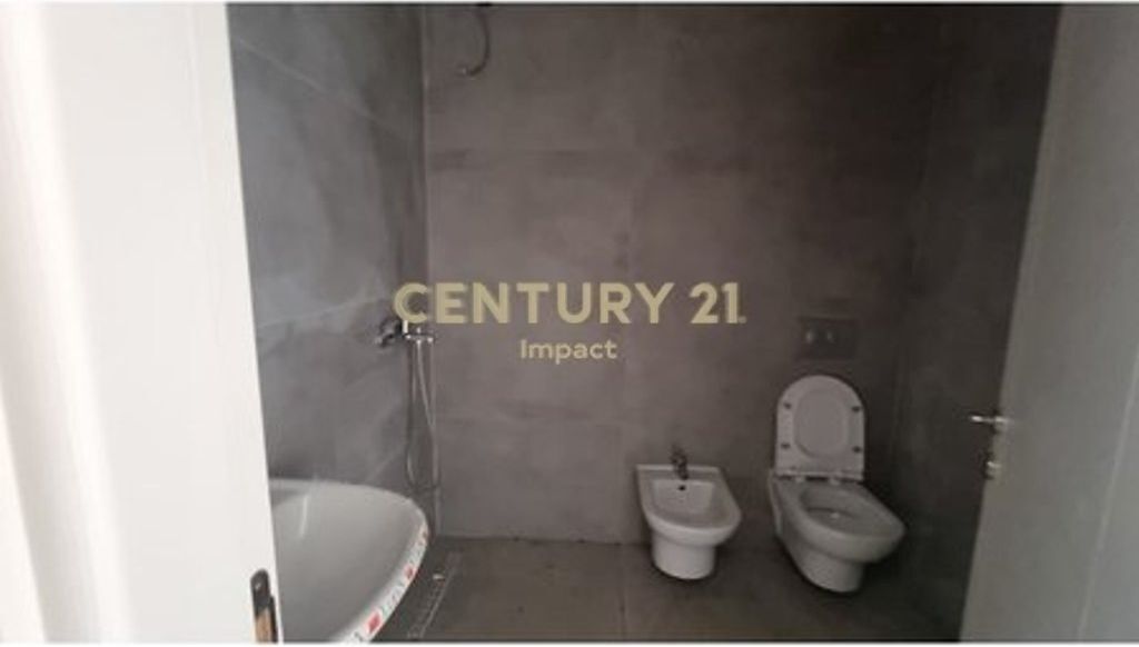 Studio in vendita a Xhamllik - 88.000€ !!!