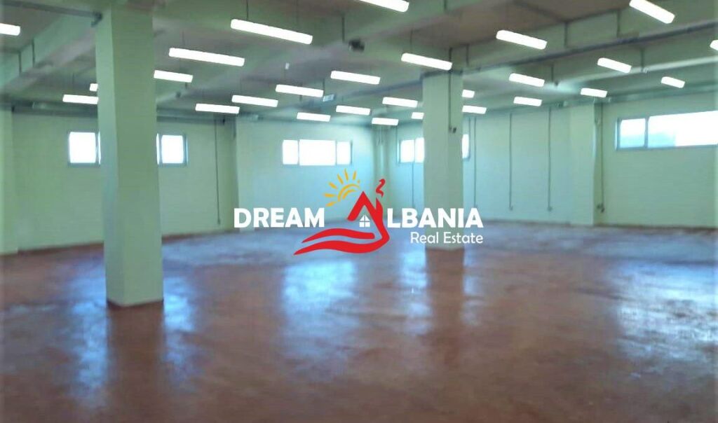 Ndertese – Magazine Moderne ne Shitje ne Autostraden Tirane Durres Kilometri 35, Xhafzotaj (ID 4181034)