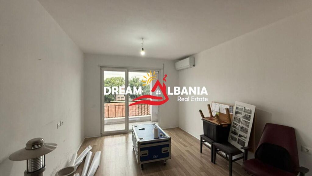 Appartamento in affitto in Rruga e Dibres Vicino alla Scuola Unita 2+1 (ID 42215587)