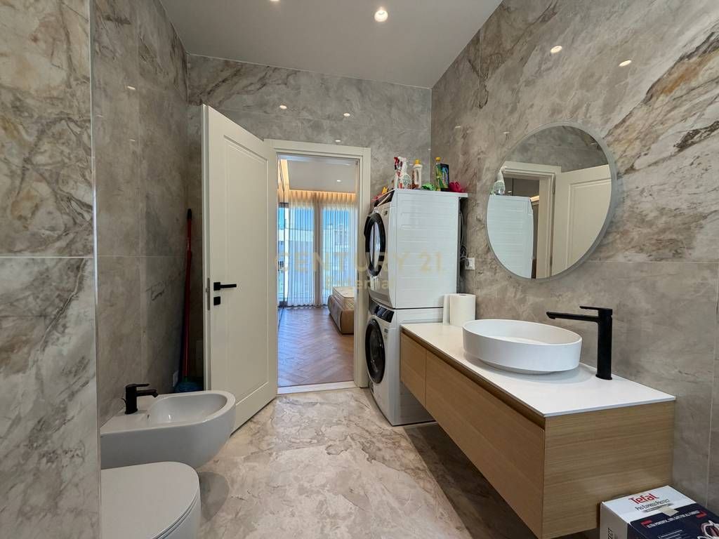 Luxury 1+1 apartment for rent at Green Valley, Dry Lake