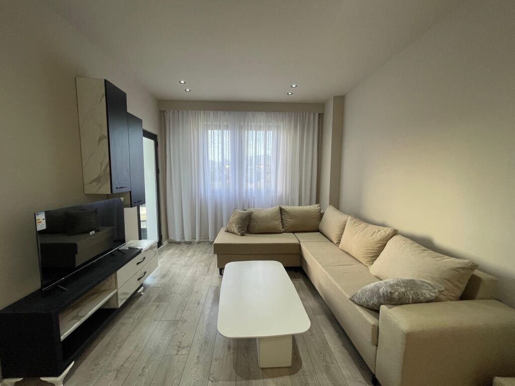 Apartment 1+1 for rent in Paskuqan !