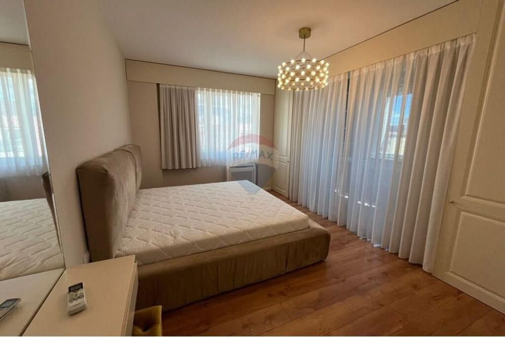 Apartament 2+1 &amp; post parkimi, Kompleksi Kontakt